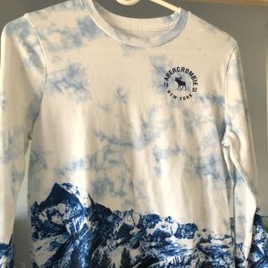 Abercrombie kids long sleeved T